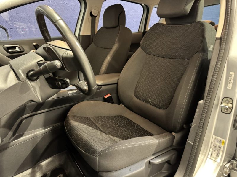 PEUGEOT 3008 1.6 e-HDi 115 FAP Active ETG6 / DISTRI OK 