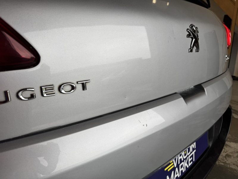 PEUGEOT 3008 1.6 e-HDi 115 ACTIVE ETG 6 / DISTRI / EMBRAYAGE OK 