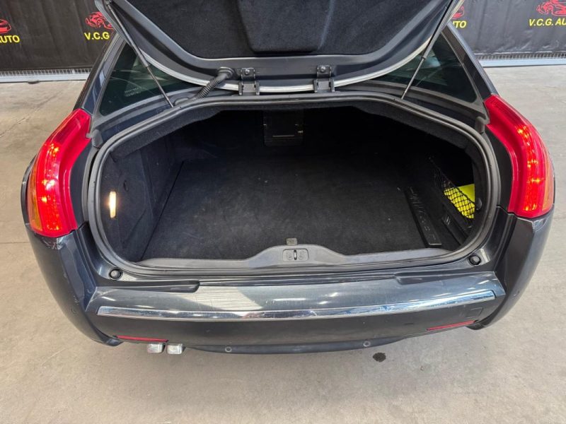 CITROEN C6 V6 2.7 HDI 208 Exclusive 