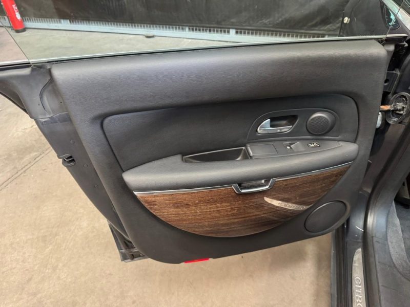 CITROEN C6 V6 2.7 HDI 208 Exclusive 