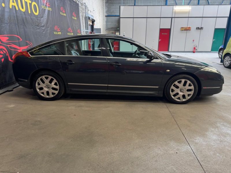 CITROEN C6 V6 2.7 HDI 208 Exclusive 