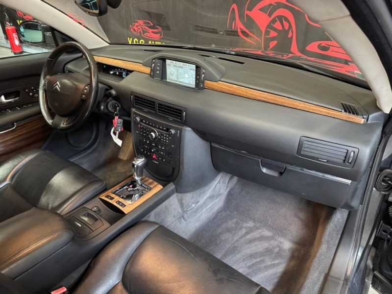 CITROEN C6 V6 2.7 HDI 208 Exclusive 