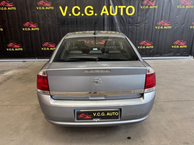 OPEL VECTRA C 1.9 CDTI 120 Edition 