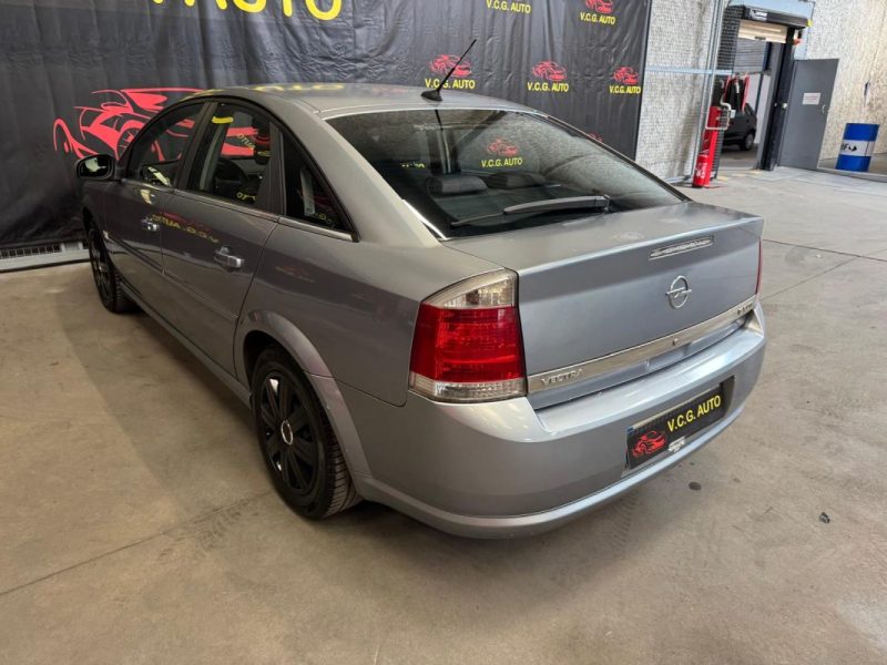 OPEL VECTRA C 1.9 CDTI 120 Edition 
