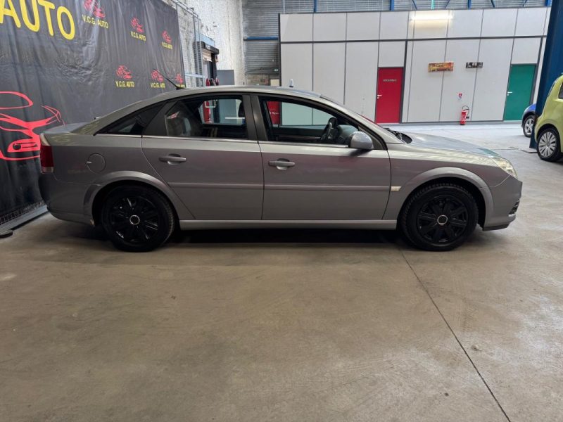 OPEL VECTRA C 1.9 CDTI 120 Edition 