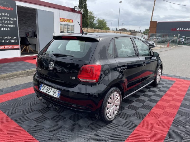 VOLKSWAGEN POLO 2012