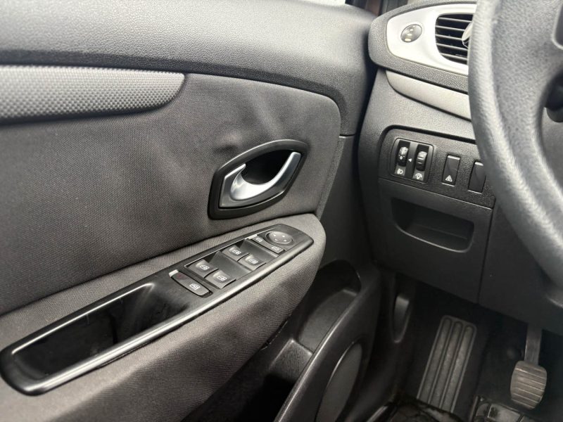 RENAULT MEGANE SCENIC 2009