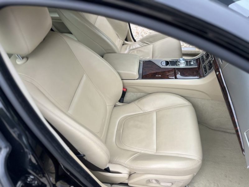 JAGUAR XF 2.2 D 163 ch Luxe