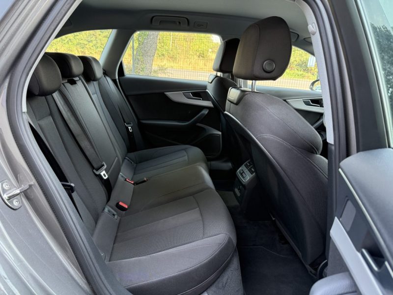 AUDI A4 AVANT 2020 30 TDI 136ch S tronic 7