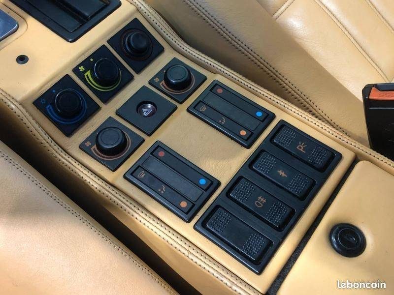 FERRARI 328  GTS V8 3.2 270 CV REPRISE ECHANGE POSSIBLE
