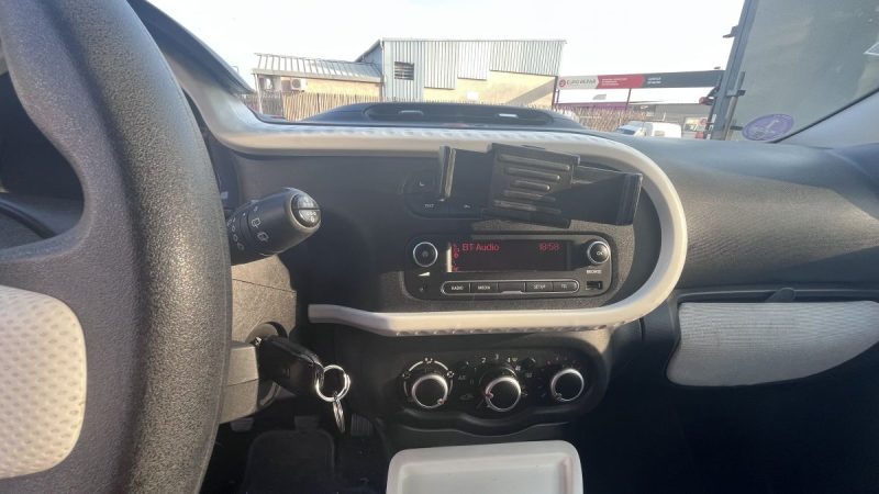 RENAULT TWINGO TCe 90 ch energy Limited