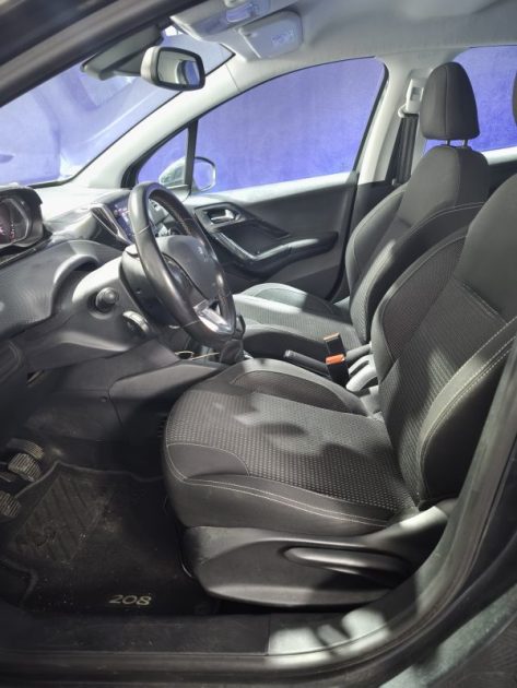 PEUGEOT 208 1,2 PURETECH 82 CV ALLURE