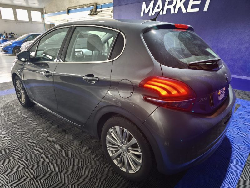 PEUGEOT 208 1,2 PURETECH 82 CV ALLURE