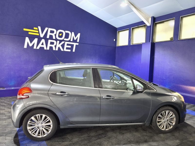 PEUGEOT 208 1,2 PURETECH 82 CV ALLURE