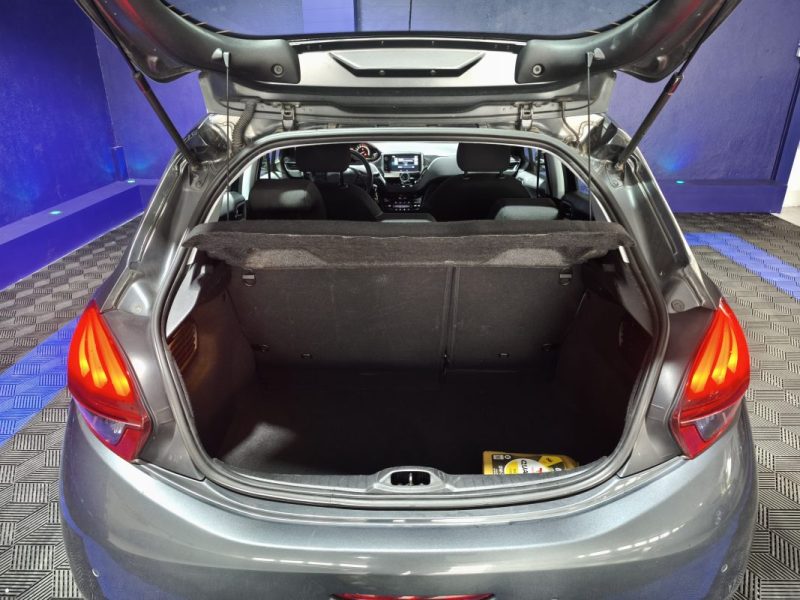 PEUGEOT 208 1,2 PURETECH 82 CV ALLURE