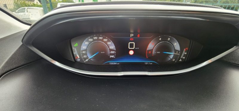 PEUGEOT 3008 - 2 2018