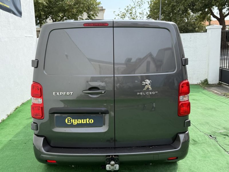 PEUGEOT EXPERT 2020