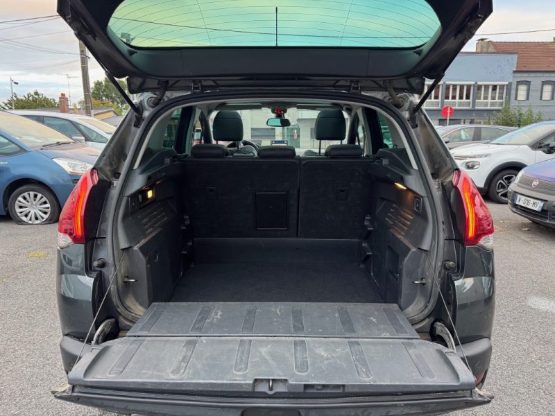 PEUGEOT 3008 ALLURE 1.6 EHDI 115CV GPS TOIT PANO 