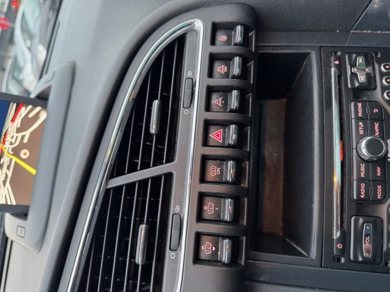 PEUGEOT 3008 ALLURE 1.6 EHDI 115CV GPS TOIT PANO 