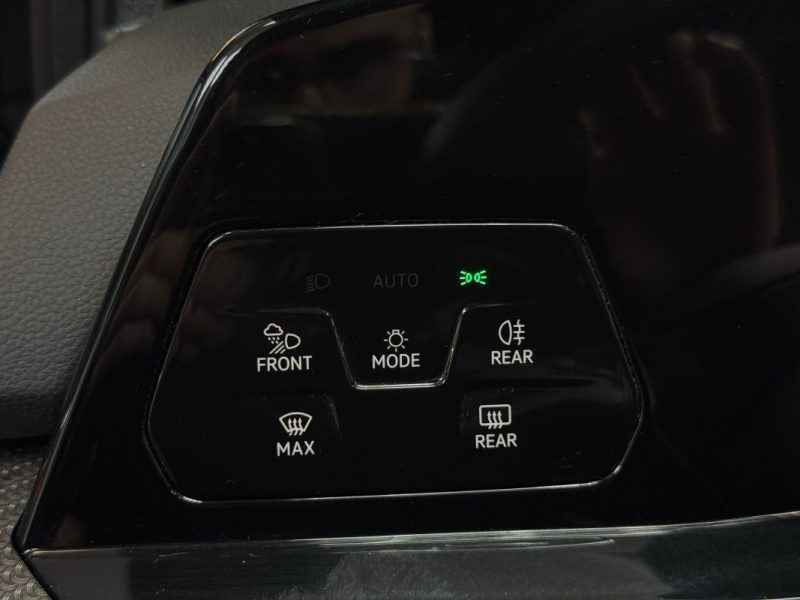 VOLKSWAGEN GOLF VIII R 2.0 TSI 320 cv 4Motion DSG7 