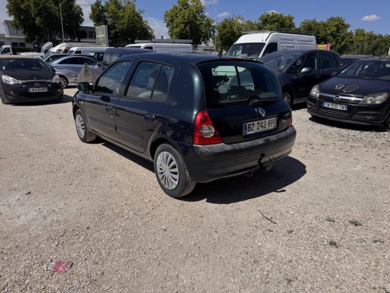 RENAULT CLIO 2005