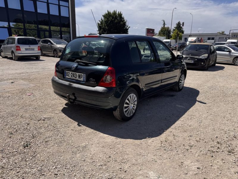 RENAULT CLIO 2005