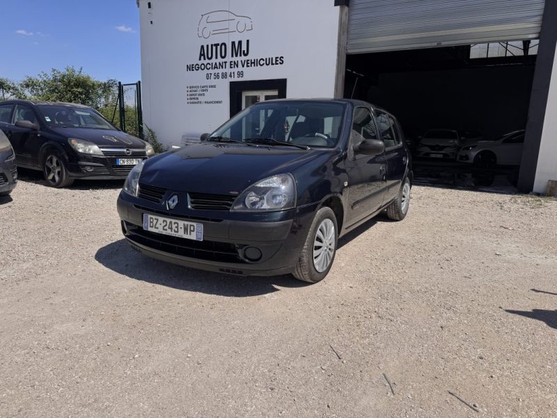 RENAULT CLIO 2005