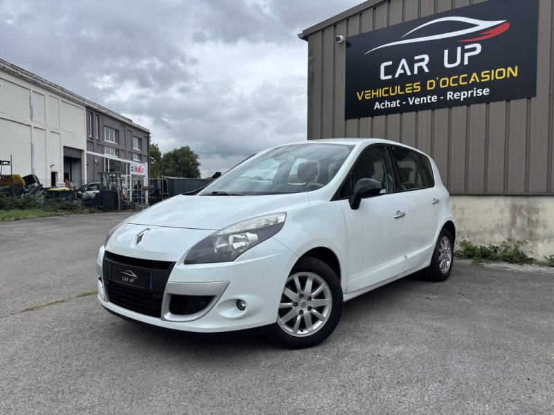 RENAULT SCENIC III 2011