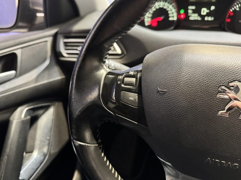PEUGEOT 308 1.6 BlueHDi 120ch Allure EAT6 / SUIVI COMPLET PEUGEOT 