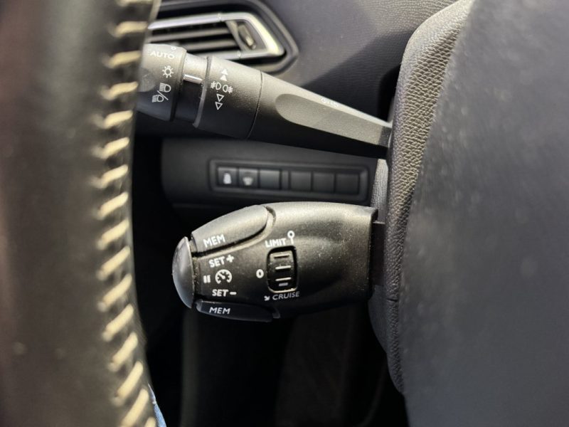 PEUGEOT 308 1.6 BlueHDi 120ch Allure EAT6 / SUIVI COMPLET PEUGEOT 
