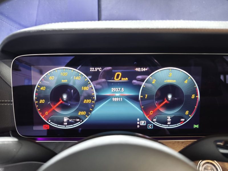 MERCEDES CLASSE E COUPE 220 D 194 CV AMG LINE