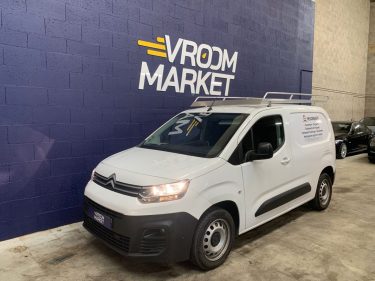 CITROEN BERLINGO Club BlueHDI 130 BVA8-Galerie de rangement utile-Attelage-CarPlay 