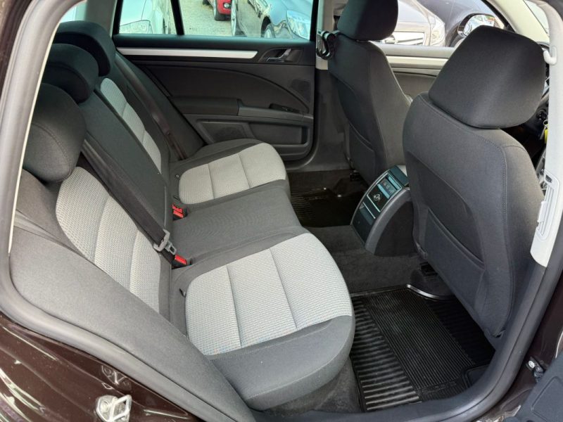 SKODA SUPERB II 2.0l TDI 140CV CR FAP ELEGANCE DSG 2013