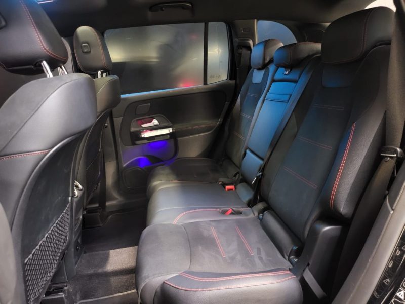 MERCEDES CLASSE GLB 200 D 8G DCT AMG LINE / TOIT OUVRANT / SIEGES CHAUFFANTS / ECLAIRAGE D\'AMBIANCE