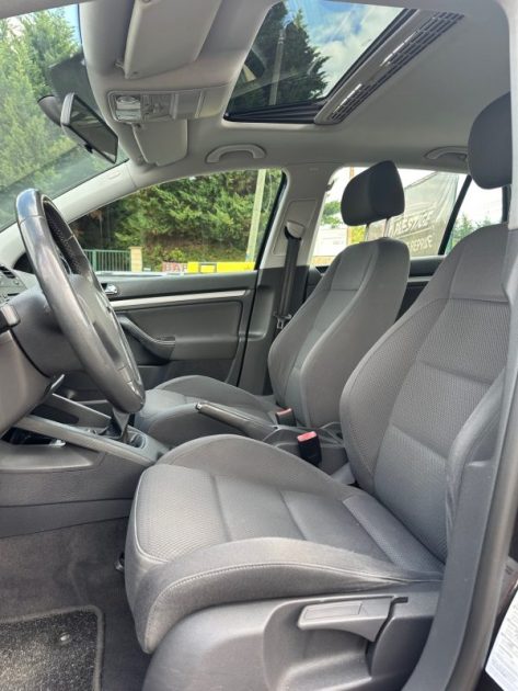 VOLKSWAGEN GOLF 5 2004