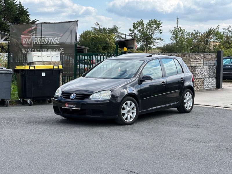 VOLKSWAGEN GOLF 5 2004