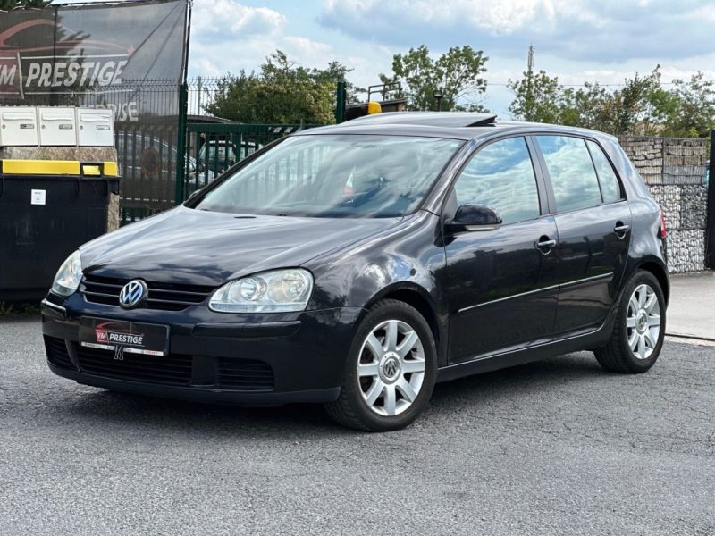 VOLKSWAGEN GOLF 5 2004