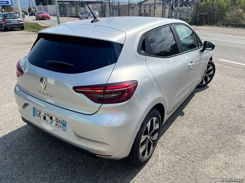 RENAULT CLIO 1.5 Blue dCi 100ch Evolution