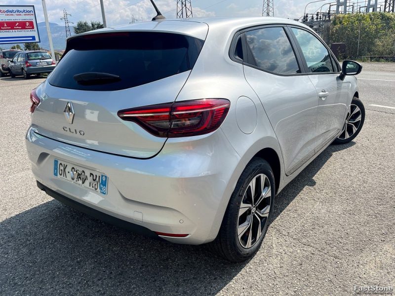 RENAULT CLIO 1.5 Blue dCi 100ch Evolution