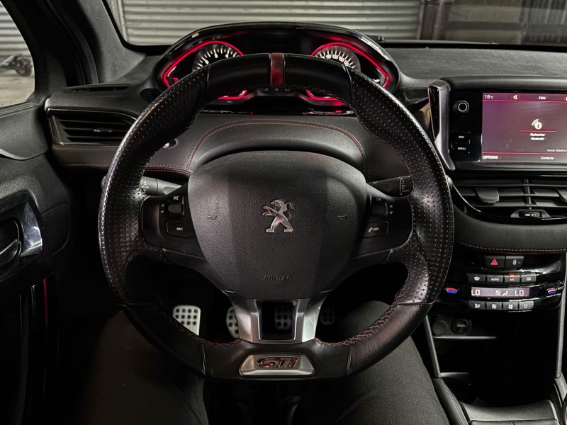 PEUGEOT 208 1.6 THP 208ch GTi by Peugeot Sport S&S GARANTIE 6 MOIS