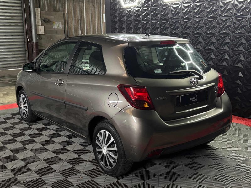TOYOTA YARIS VVT-i Active 5p GARANTIE 6 MOIS