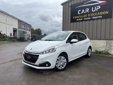 PEUGEOT 208 2017