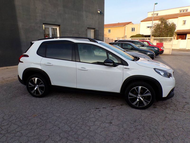 PEUGEOT 2008 2018