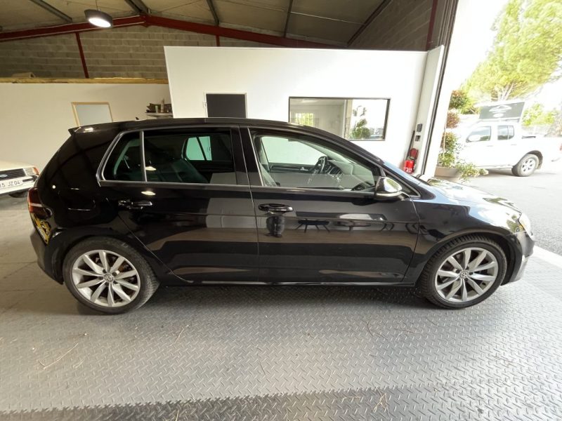 VOLKSWAGEN GOLF 2015