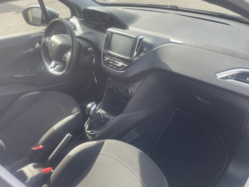 PEUGEOT 208 1.2 82CV PACK STYLE CT OK CLIM GARANTIE