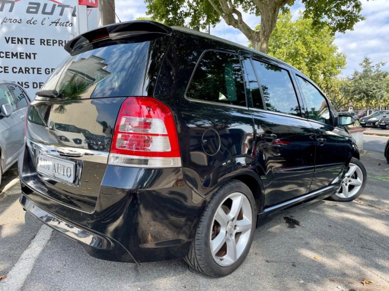 OPEL ZAFIRA 2008