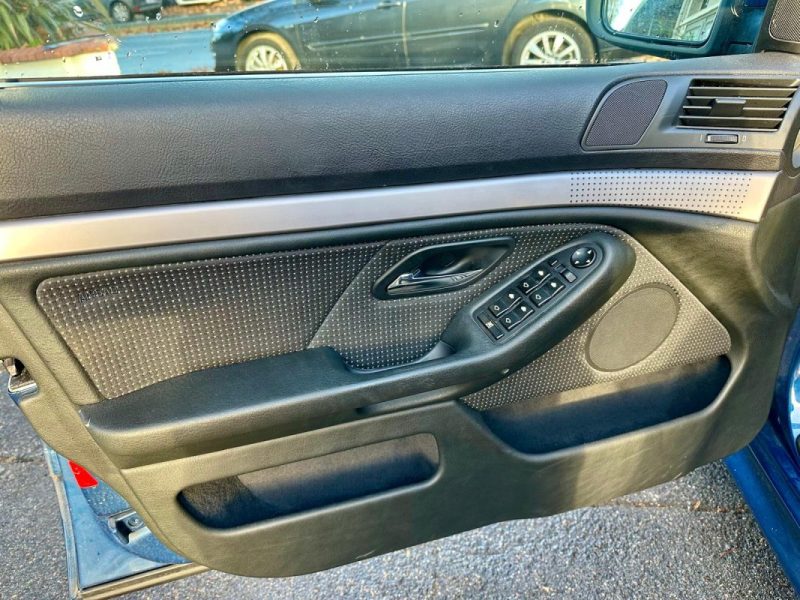 BMW SERIE 5 E39 520i 170ch PACK SPORT