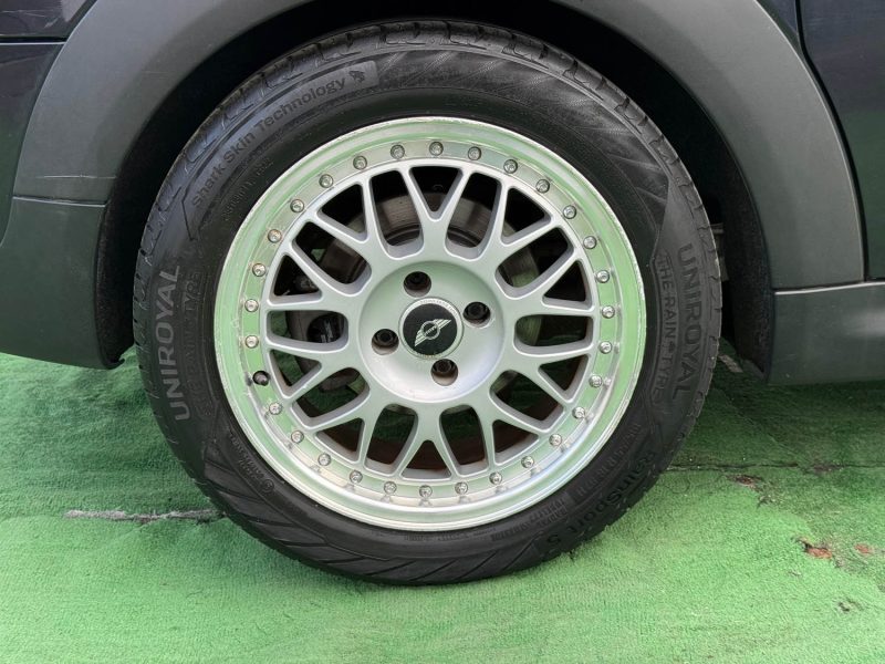 MINI CLUBMAN 1.6D - 16V 110 CV TURBO COOPER D/TOIT OURANT PANORAMIQUE/BVM 6/ GARANTIE 6 MOIS