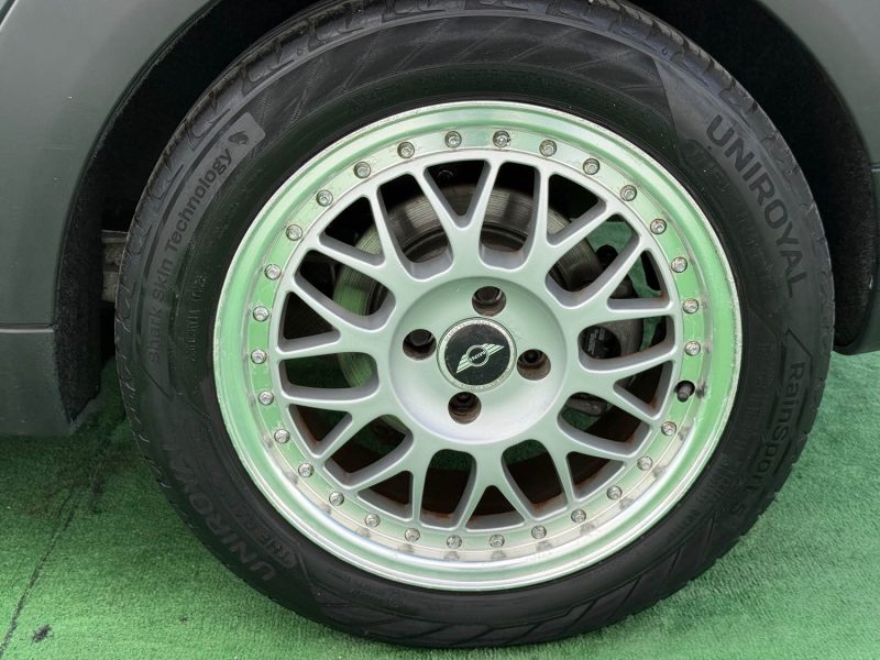 MINI CLUBMAN 1.6D - 16V 110 CV TURBO COOPER D/TOIT OURANT PANORAMIQUE/BVM 6/ GARANTIE 6 MOIS