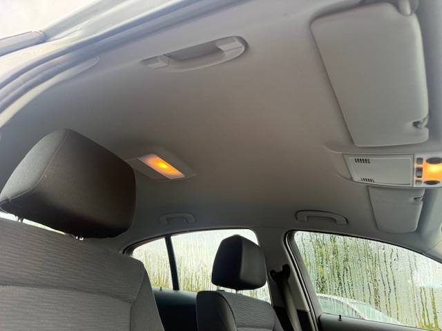 BMW 1er 118i  2010 - 57927 KM